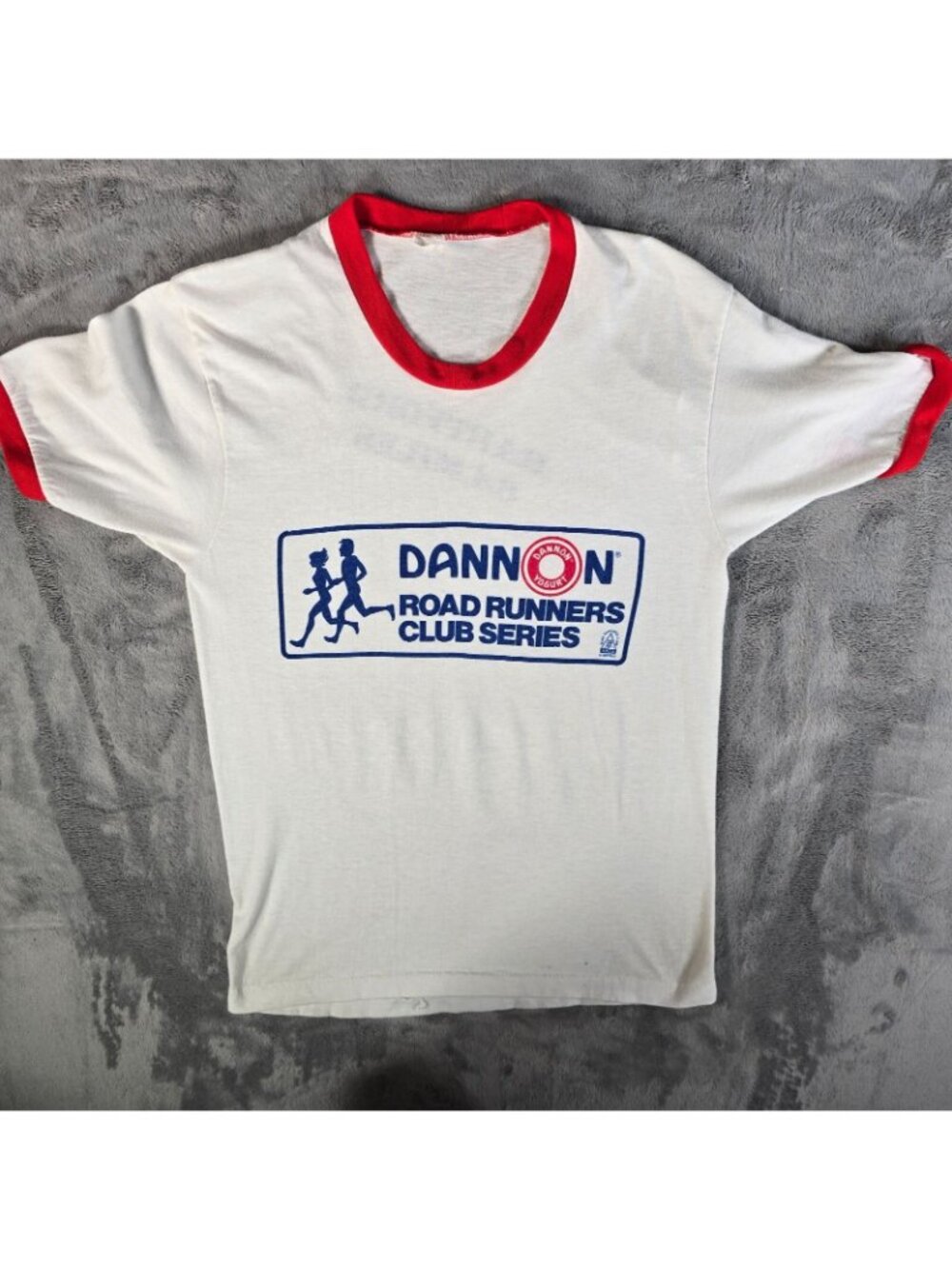 Vintage 1980s Dannon Road Runners Club Hartford 6.4 Miles Ringer T-Shirt (S) - Picture 10 of 13
